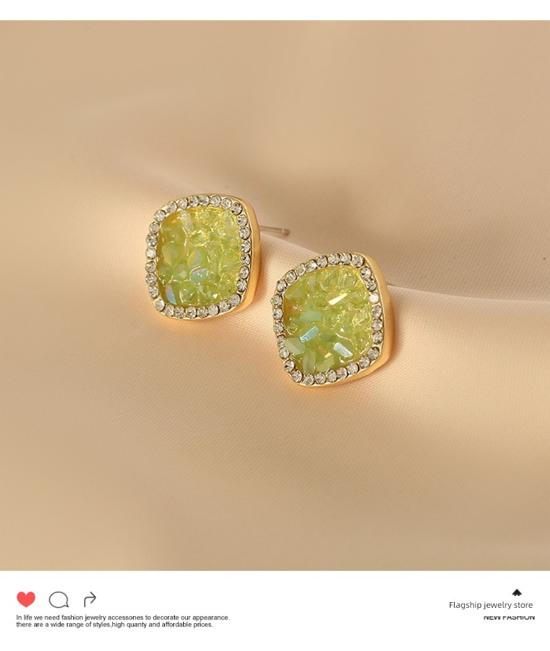 Flower trace Retro green female Small geometry square Ear Studs