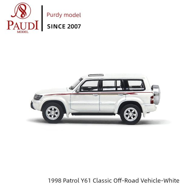 1比64普迪日产 Nissan白色灰色途乐1998Y61复古合金车汽车模型车