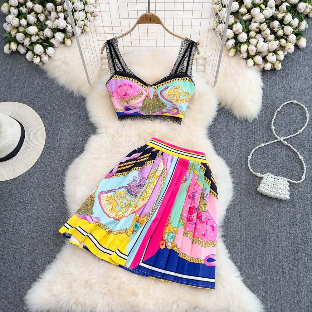 European station Seaside holiday fashion printing Wear out camisole