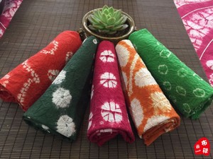 Yunnan Dali Handmade Tie-Dyeing Cloth Scarf Square Tablecloth Table Mat Cup Mat (53cm × 53cm)