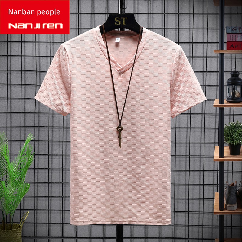 NGGGN lattice man V-collar Put on your clothes Short sleeve T-shirt