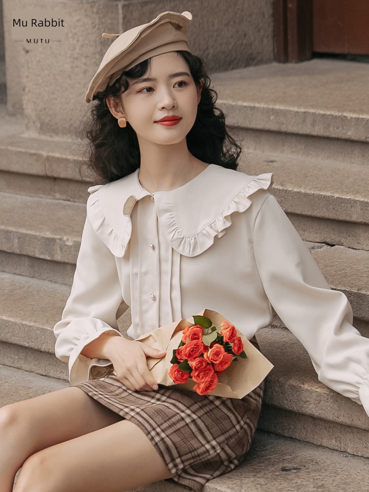 Moxa rabbit unique Sense of design puff sleeve Doll Collar shirt