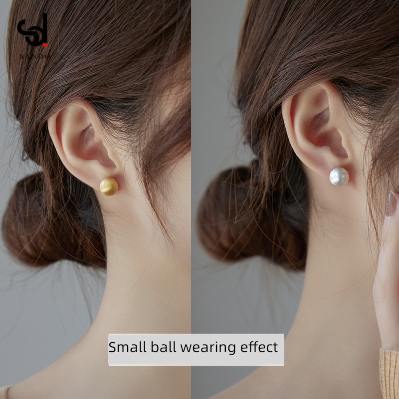 Light luxury female Sterling Silver Minority Sense of design Metal Ear Studs