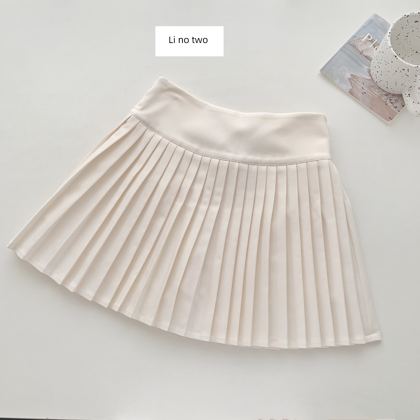Sweetheart High waist Light proof White milk Pleated skirt