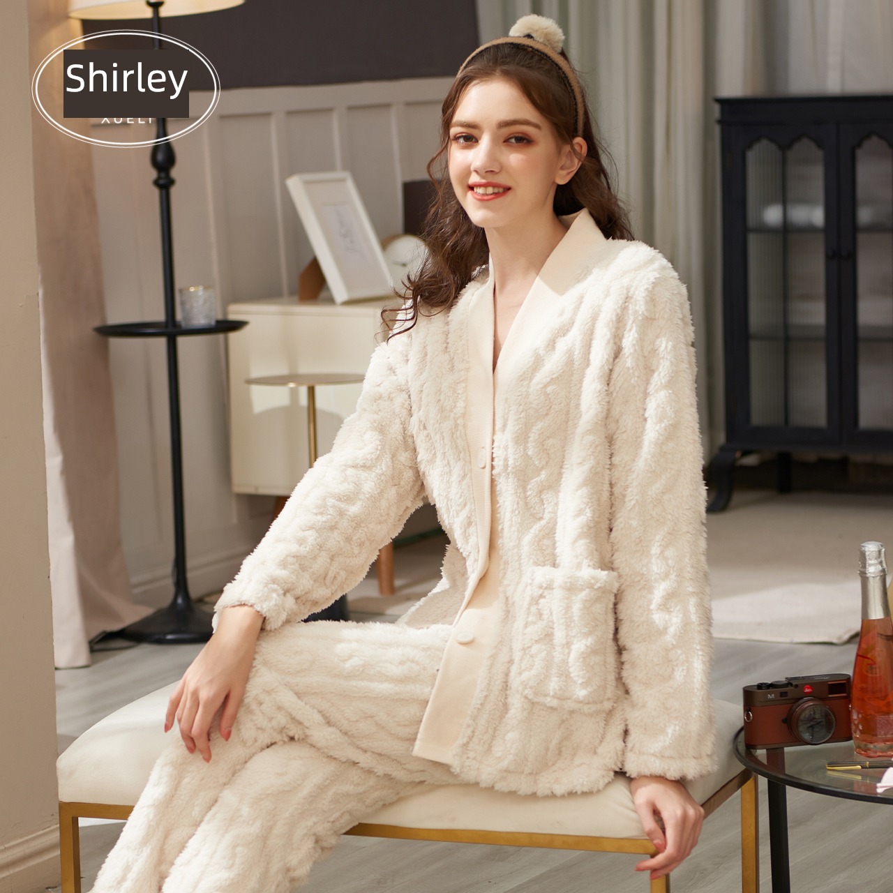 shirley  female Autumn and winter thickening lovely Flannel pajamas