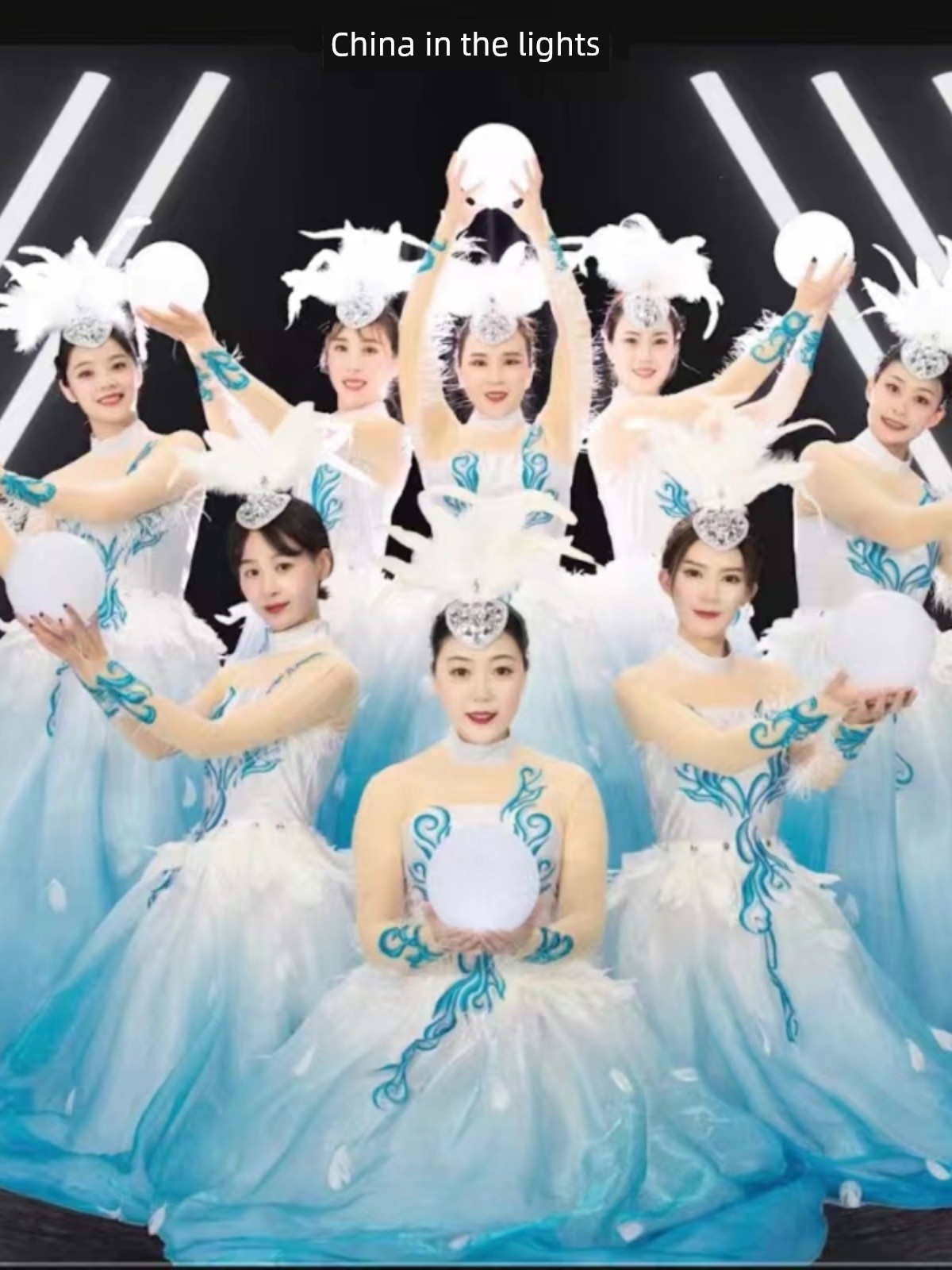Chinese Ball Lamp Dance Props in the Lights Light Performance Luminous Ball Props Stage Holding Light Ball Dance Lamp