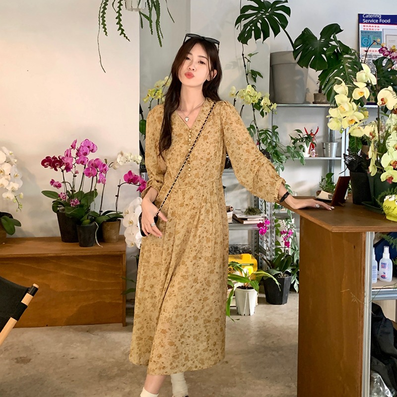 Slightly fat French spring clothes Show thin Cover meat Long sleeve Dress