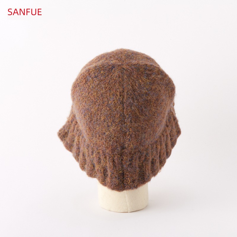 Sanfu Retro Jiahua knitting Easy to match Watermelon cap