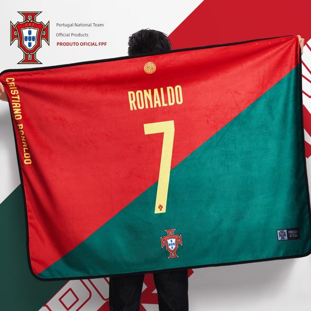 Official products of the Portuguese national team丨C Ronaldo's number blanket World Cup warm home blanket storage bath towel