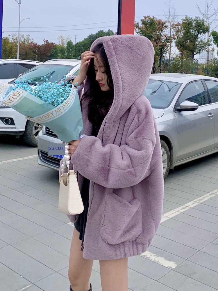 2022 Autumn and winter new pattern environment protection leather and fur Lamb hair Imitation Rex  Mink hair Fur in one Plush loose coat female Hooded