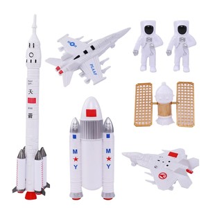 Spaceman Spacecraft Planet Rocket Internet Sensation Cake