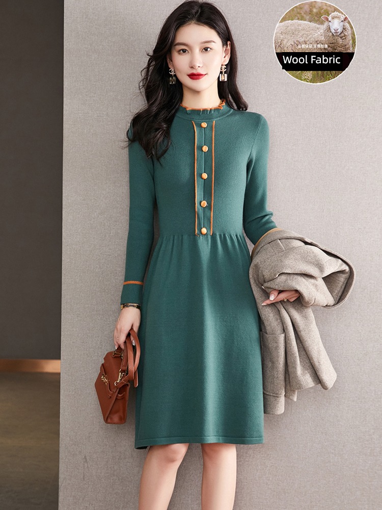 Autumn and winter Half high collar Show thin Lay a foundation wool Dress