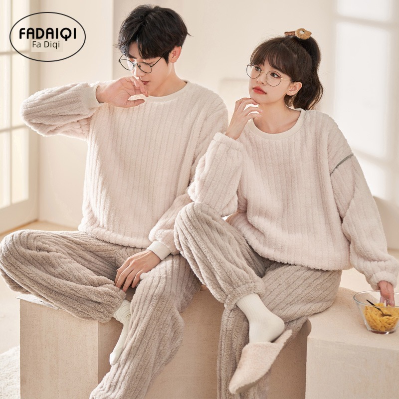 Autumn and winter female Flannel Can be worn out lovers pajamas