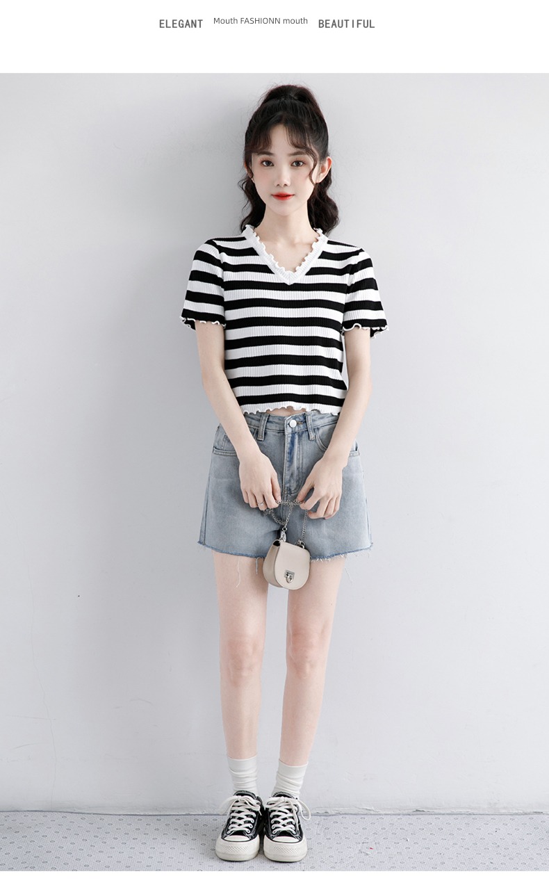 V-neck Ice silk T-shirt Exposed navel have cash less than that is registered in the accounts jacket Sweater