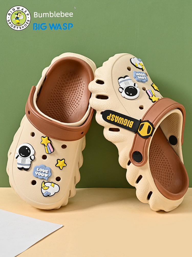 Bumblebee Boy Sandals Summer Children's Hole Shoes — 2