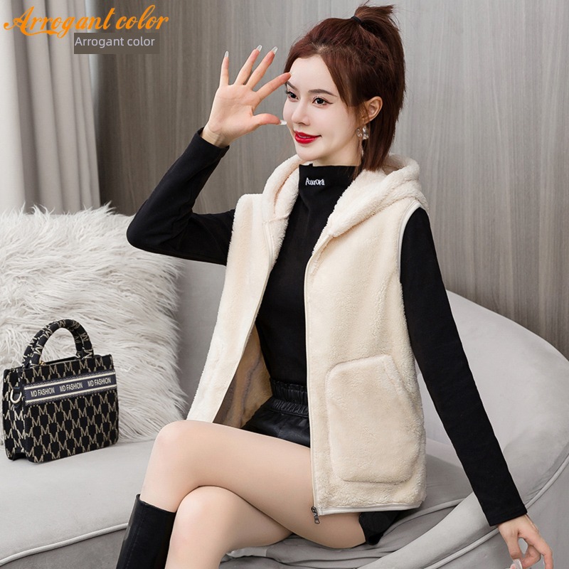 Hooded Autumn and winter Solid color have cash less than that is registered in the accounts thickening Coral velvet Vest