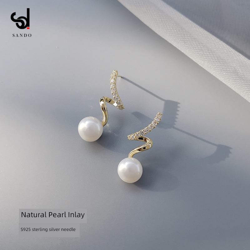 Light luxury female Minority Sense of design Sterling Silver Ear Studs Pearl