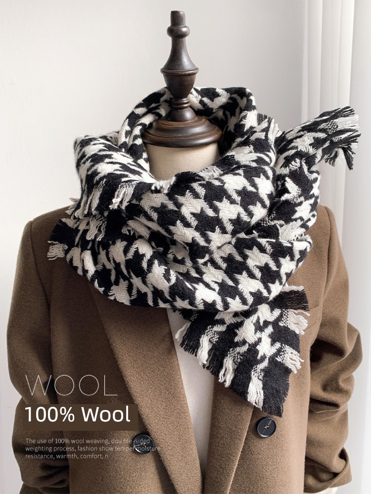 Pure wool female Autumn and winter Versatile black and white lattice scarf