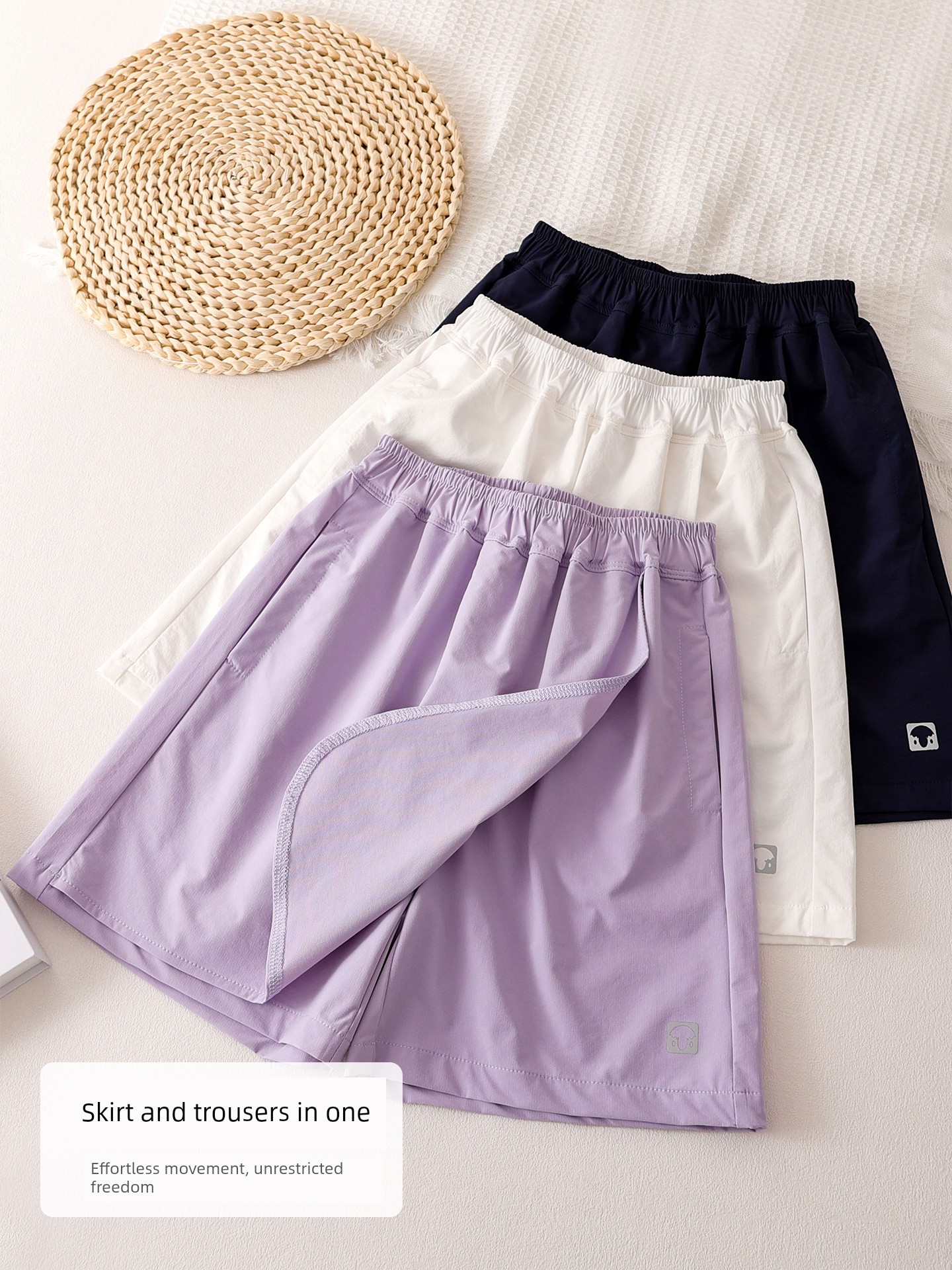 Girls' Shorts Summer 2026 New Style Children's Sports Skirt Pants for Older Girls Stylish Quick-Dry Five-Point Wide-Leg Hot Pants Thin — 2