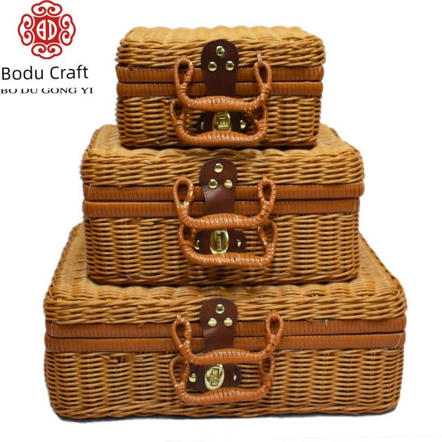 Imitation of Fujitianyuan retro rubber rattan suitcase storage box picnic basket storage box shooting props souvenir gift box