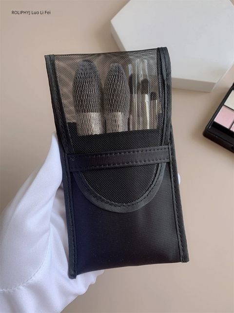 Portable 5-pin wool makeup brush set small animal blush brush super soft makeup tool storage bag