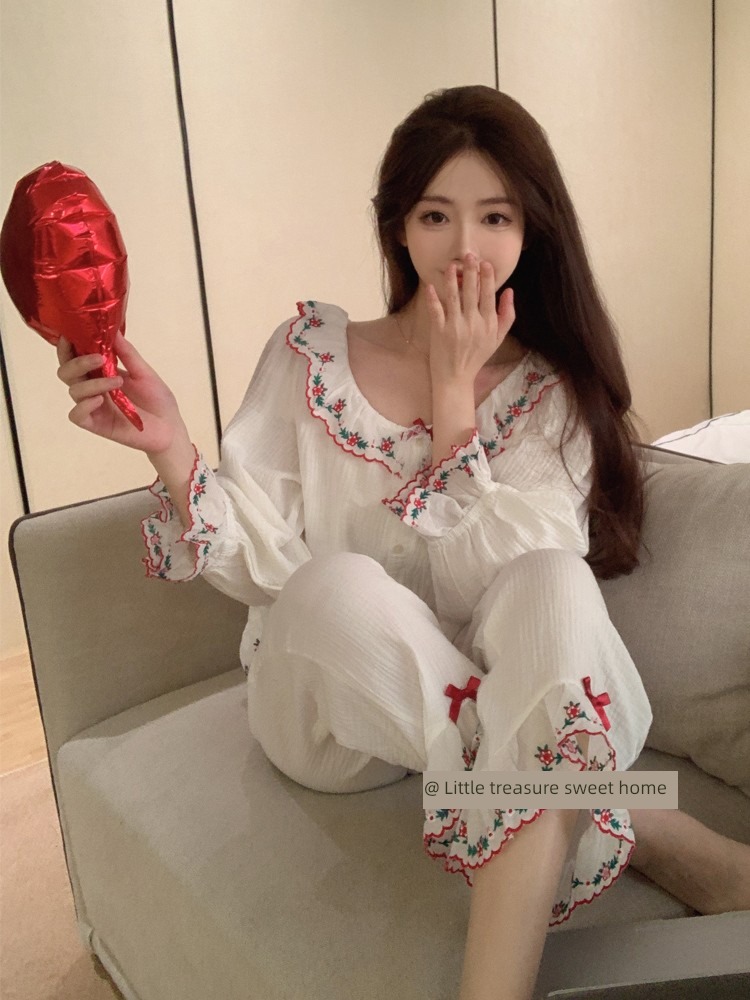 Zhao Lusi Same female pure cotton lace Embroidery pajamas