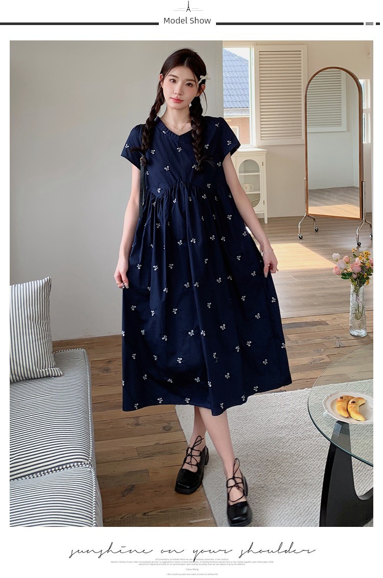 Maternity Wear Summer Loose-Fitting Age-Reducing Embroidered Dress 2026 New Style Petite High-Waisted Slimming Mid-Length Dress — 9