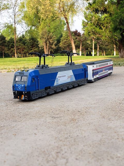 1/87 Harmony Electric Power Train Simulation Passenger Train Alloy Train Model Open Door Huili Boy Toy Car