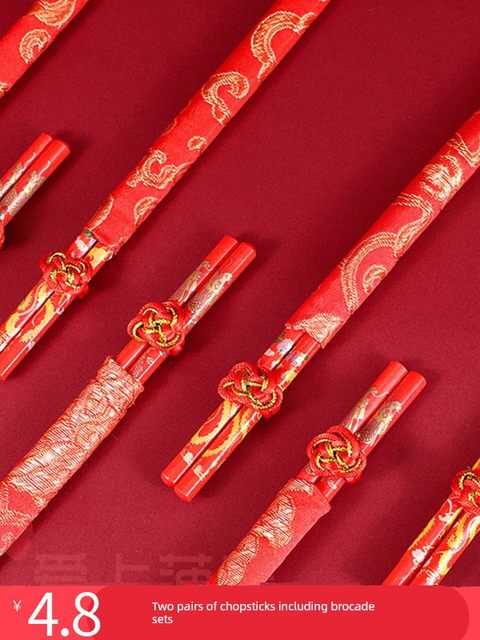 Retro Chinese wedding red chopsticks dragon and phoenix happy chopsticks wedding banquet disposable bamboo chopsticks wedding supplies collection wedding
