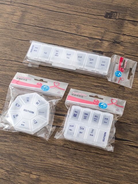 Portable packing box 7-day small trumpet travel weekly pill storage box