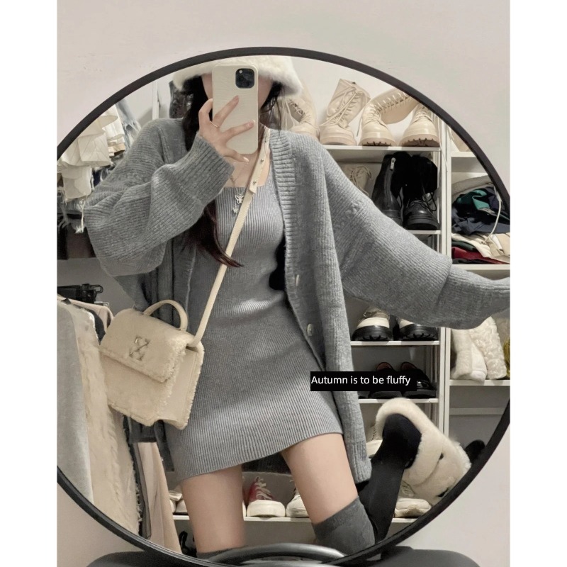 Sweet and spicy grey loose coat Dress Two knitting Cardigan