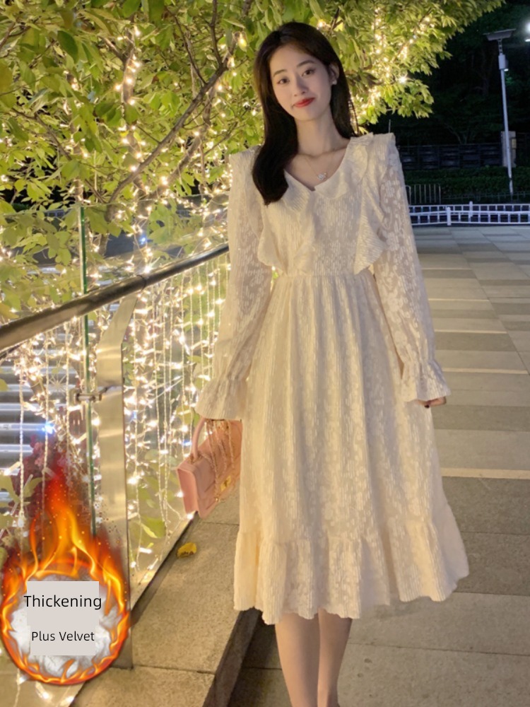 French Retro Plush thickening Lace Lay a foundation Dress female Autumn and winter temperament Inner lap Ruffles longuette little chap