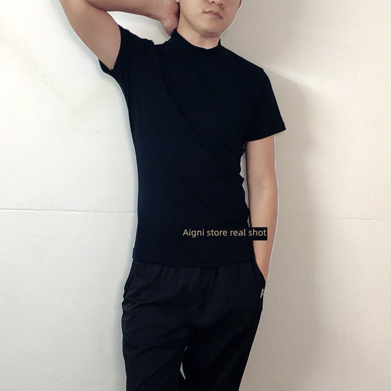 Tight fitting man Half height Solid color Middle collar Short sleeve T-shirt