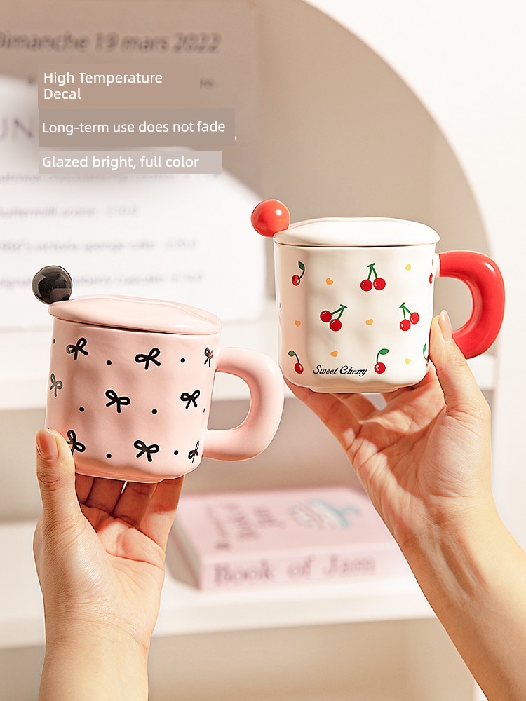 Modern Housewife Girlfriends Are Particularly Beautiful Mug with Lid