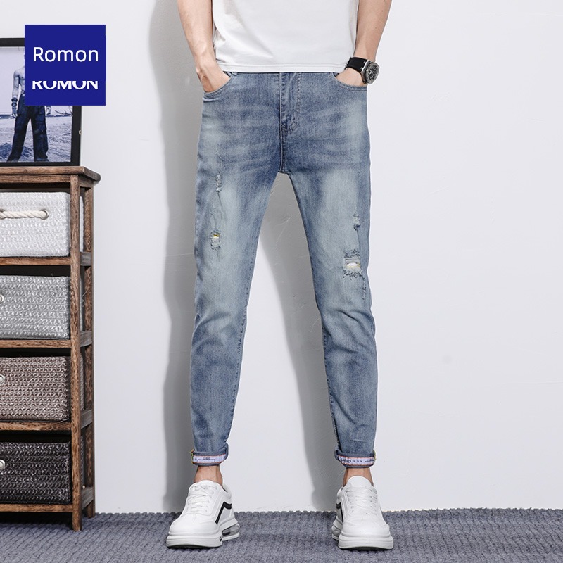 Romon spring Nine points Korean version Self-cultivation hole Jeans