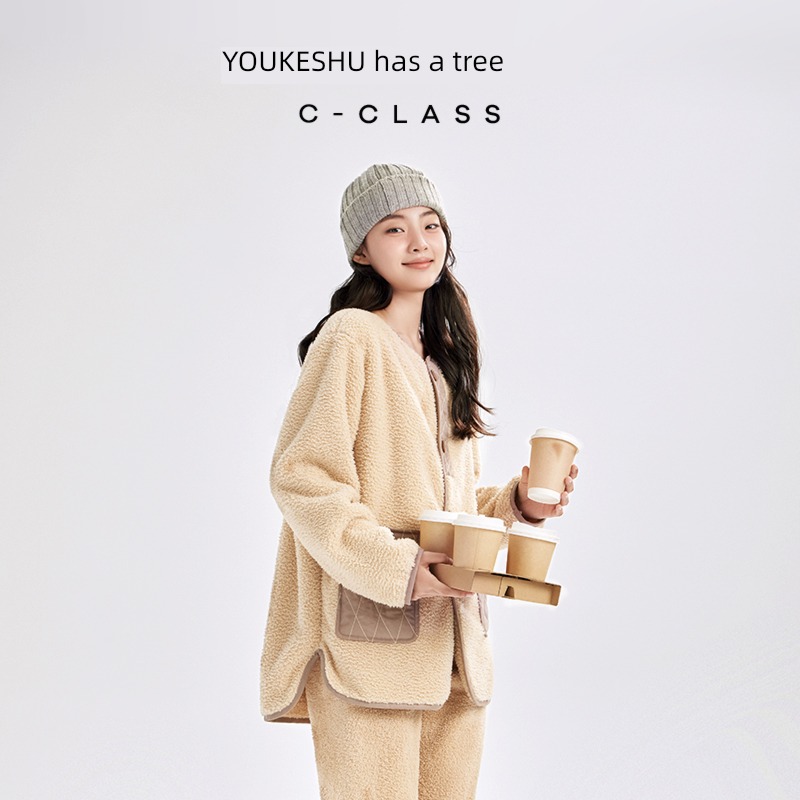 There is a tree ma'am Coral velvet thickening keep warm pajamas