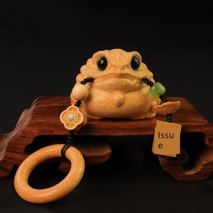 Solid Bamboo Carving Bring in Wealth and Treasure Golden Toad 4.0 Handicraft Ornament Versatile Ornament Jade Bamboo Sol