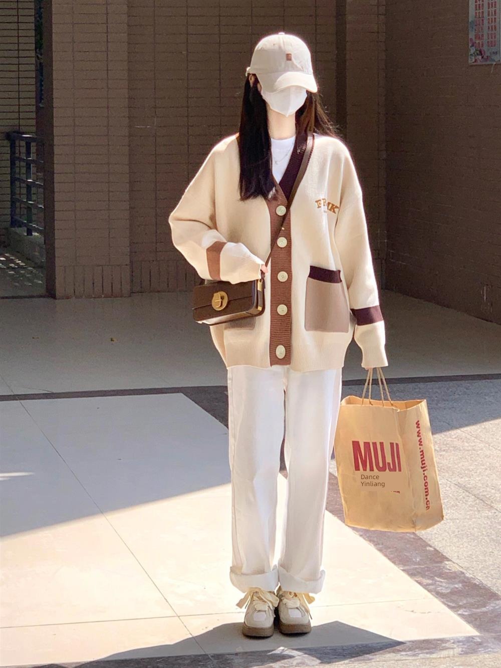 Languid V-neck knitting easy Versatile Cardigan sweater