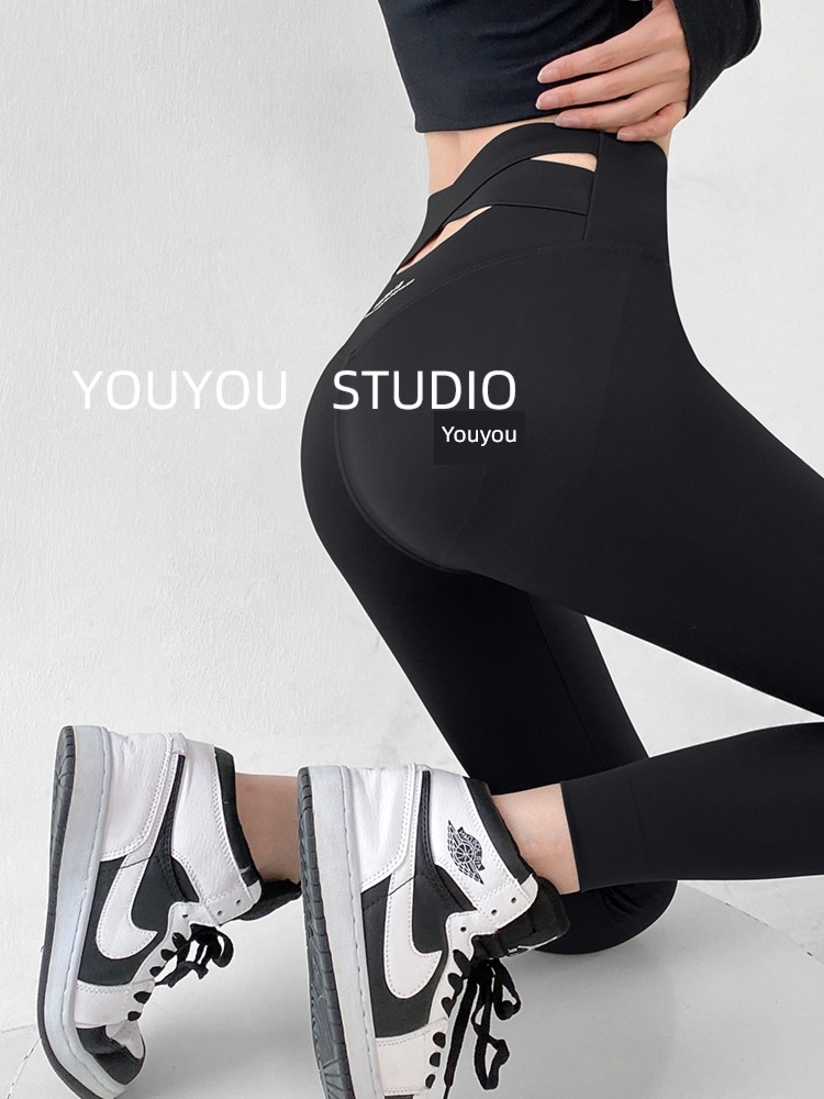 Coffee Spring and Autumn The abdomen Buttock lifting Thin legs shark pants
