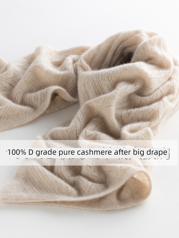 True colors temperament Versatile Hollow out female Autumn and winter knitting scarf