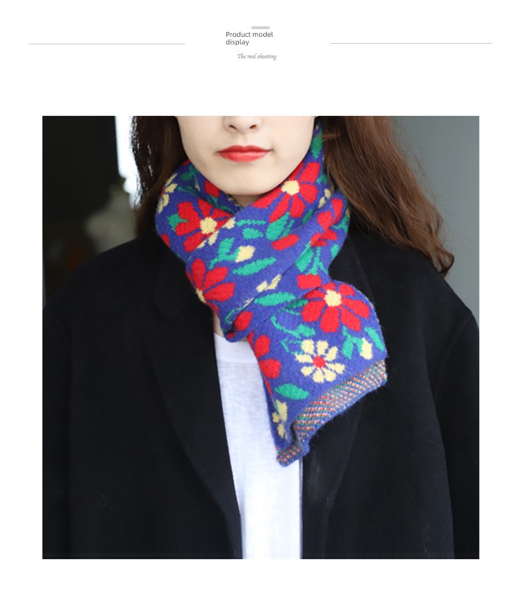 ins Retro jacquard weave Autumn and winter Color contrast Eye catching female scarf