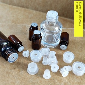 Perforated Essential Oil Bottle Stopper Cosmetic Bottle Cap with Hole Plastic Sealed Leak-Proof Stopper Cleansing Water 