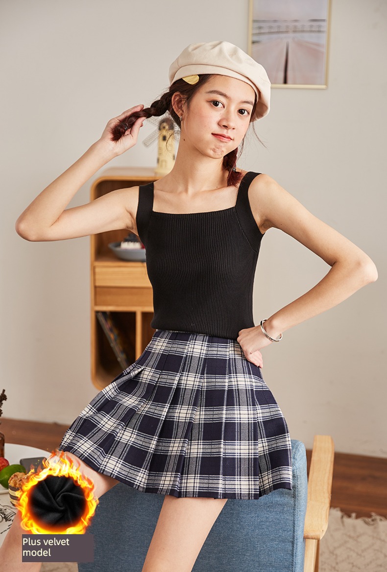 Tang Shi Plush Sense of design knitting Lay a foundation jacket camisole