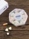 Portable packing box 7-day small trumpet travel weekly pill storage box