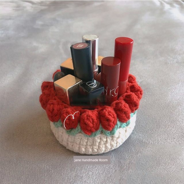 Knitted cake storage box tulip storage basket handmade DIY material pack wool knitted crochet homemade products