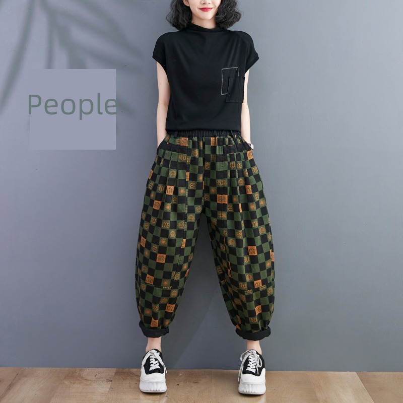 Retro lattice printing Nine points Tie one's feet leisure time Jeans