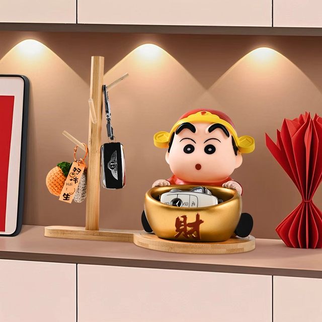 蜡笔小新入户玄关钥匙收纳摆件财神爷周边客厅新年装饰品乔迁礼物