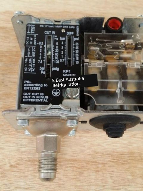 Original danfoss Danfoss controller KP1 air conditioner low voltage pressure switch automatic reset 060-110191
