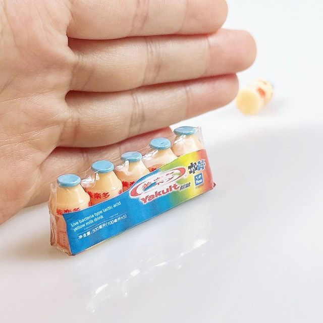 Mini yogurt drink model dollhouse plastic sealed whole row miniature simulation food play scene accessories