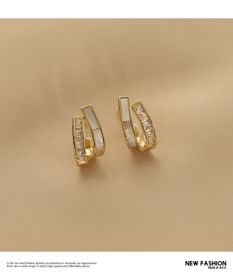 Flower trace double-deck Minority Sense of design Inlaid diamond female Shell plate